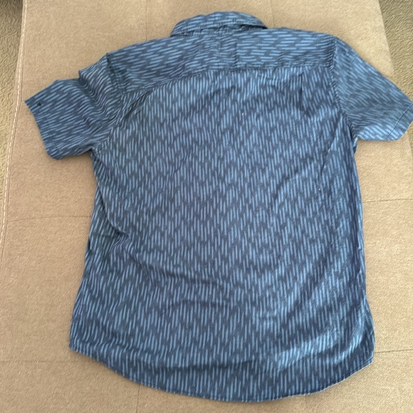 3- boys shirts bundle - Picture 3 of 11